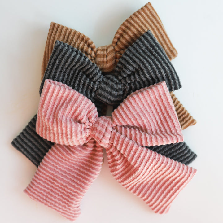 Cozy Glow Party Bows