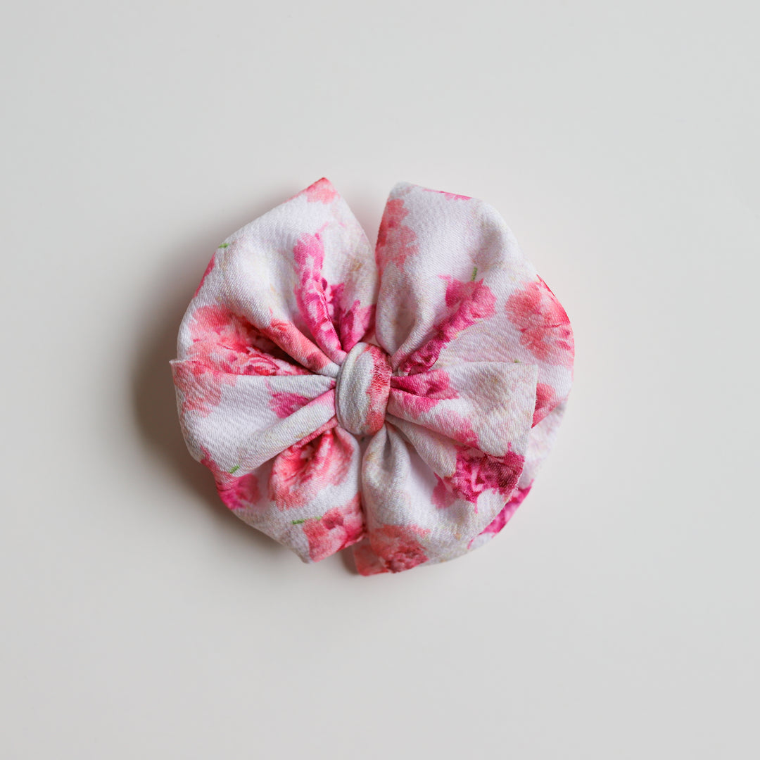 Yaya Floral Bow