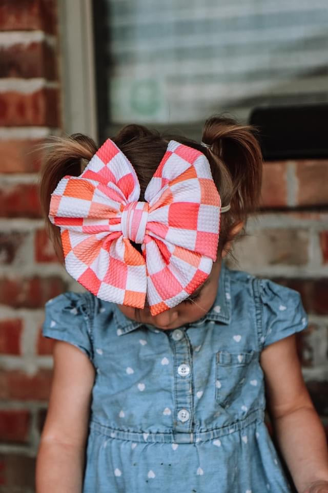 Red Peach Checkers Bow