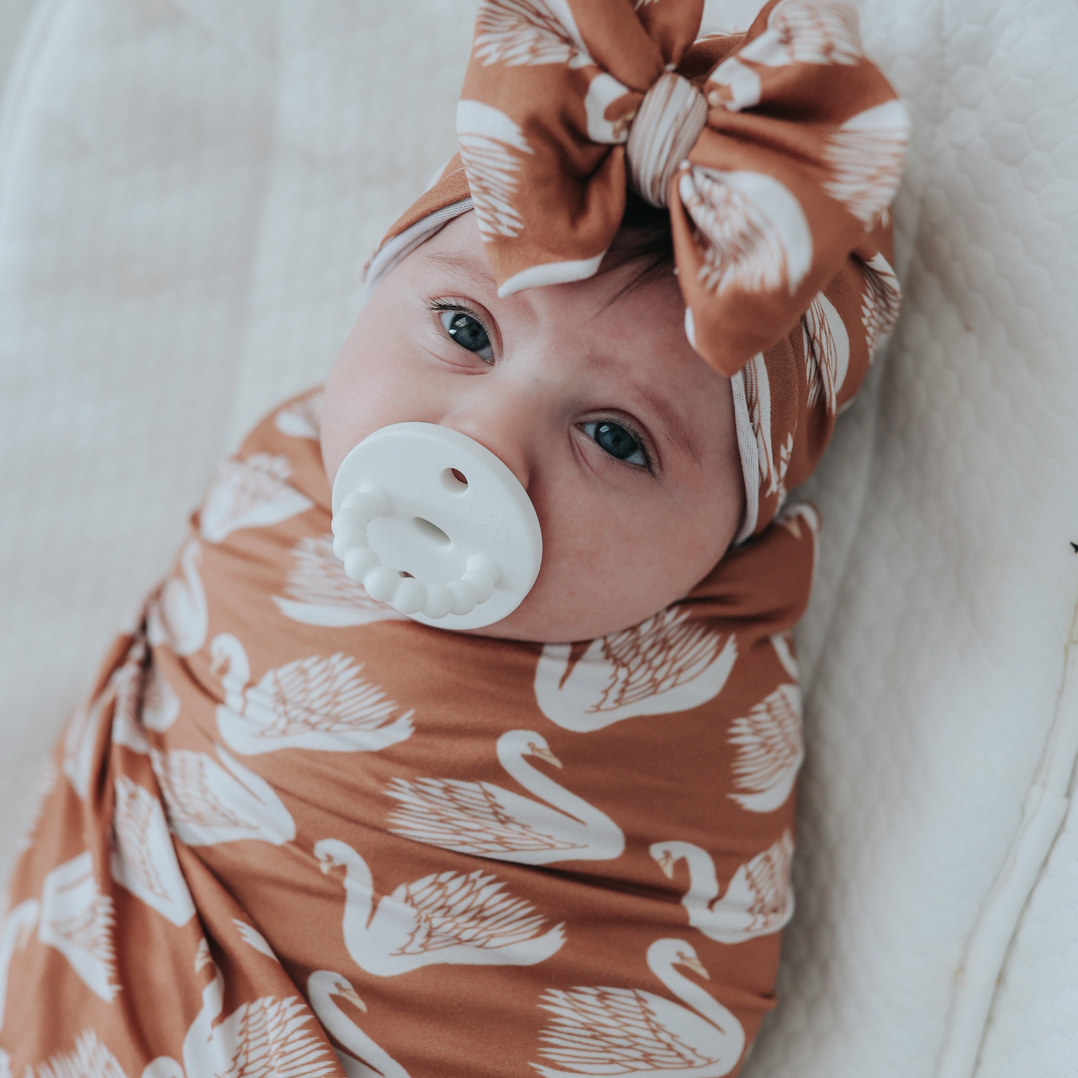 Swan Swaddle Blanket Set little lopers