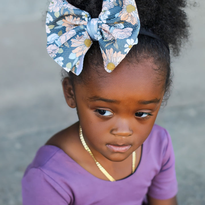 Charcoal Fairy Blooms Bow